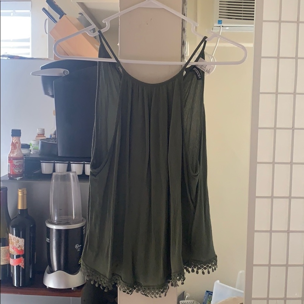 Green halter tank